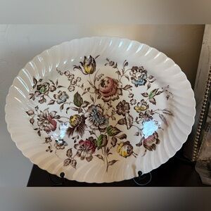 Johnson Brothers Staffordshire Bouquet 1 Piece Serving Platter Scalloped